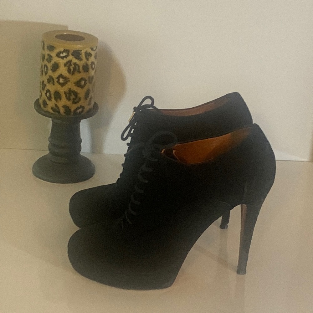 GUCCI Booties, 7.5.